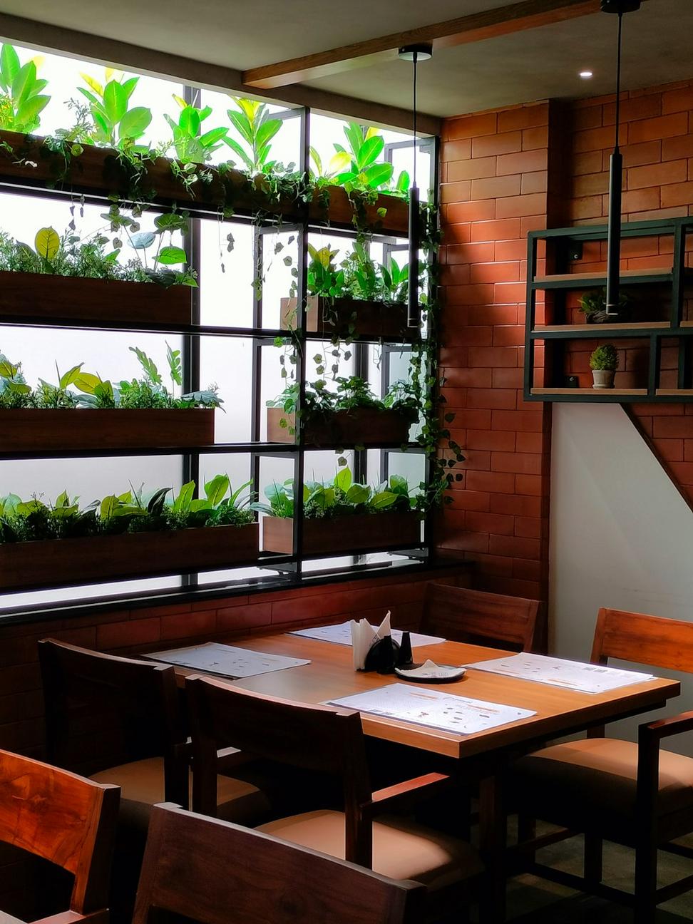 Farm-to-Table Restaurant